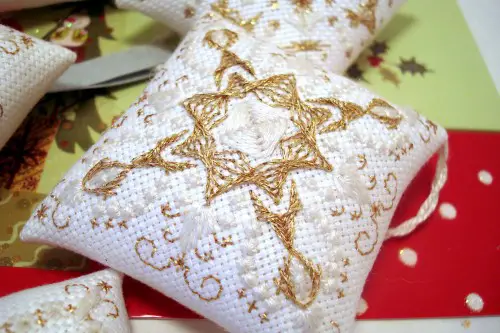 This is one of the downloadable designs from Kreinik's 25 Days of Free Christmas projects, featured this month on www.kreinik.com.