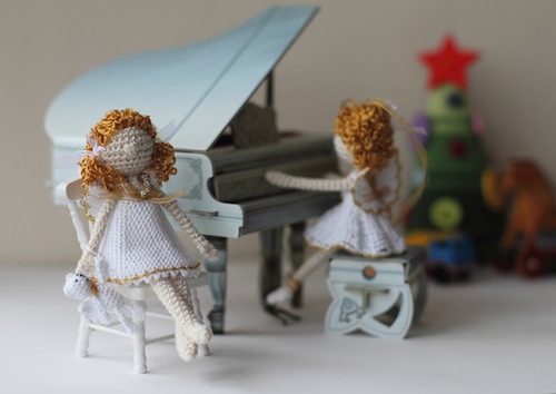 Miniature Angel Art Dolls by FancyKnittles (Crochet)