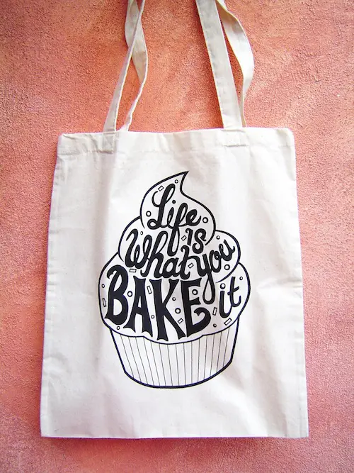 Cupcake Tote by Totes Crafty 