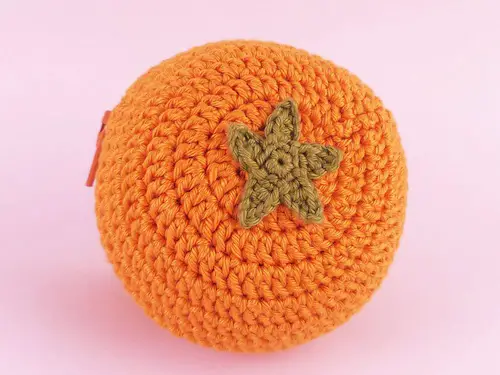 Fruit Protector Pouch (Orange) by Teapot Magpie (Crochet)