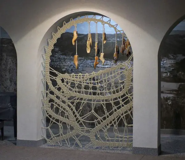 Manca Ahlin - Another Kind of Shoe Lace - Lacework Installation
