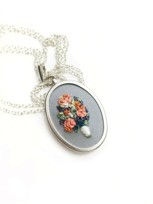 Thread The Wick - Bridal Bouquet Necklace