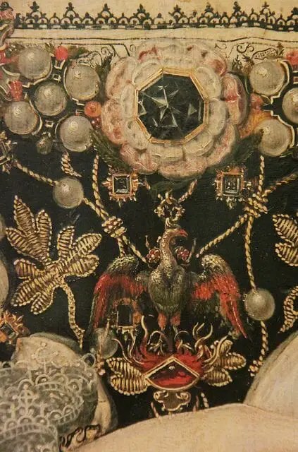 'The Phoenix' portrait of Elizabeth I - close up of the embroidery.