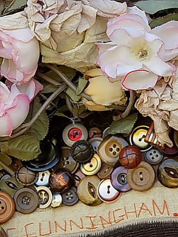Christine Cunningham - A halo of silk roses