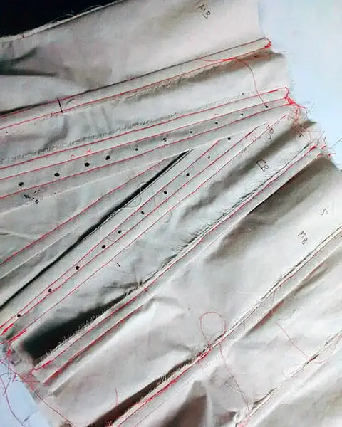 Making a corset mock-up, by Suzanne Treacy